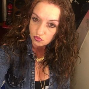 Meet your Posher, Tamara